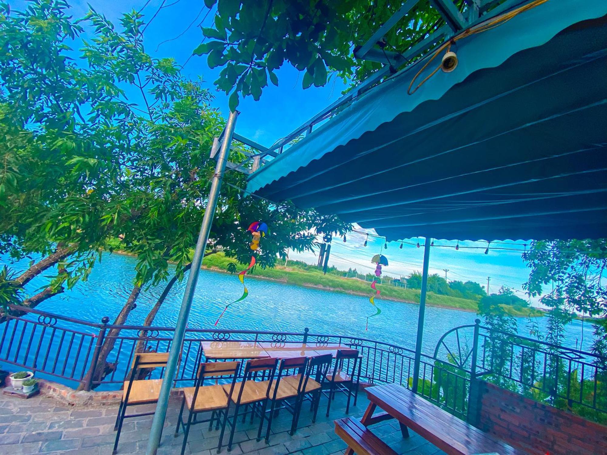 D&D Riverside Homestay Xuan Son Exterior photo