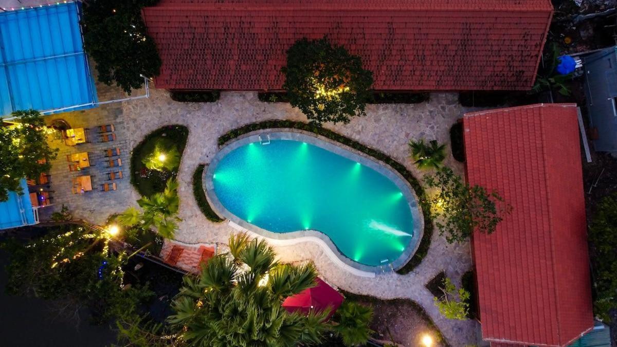 D&D Riverside Homestay Xuan Son Exterior photo